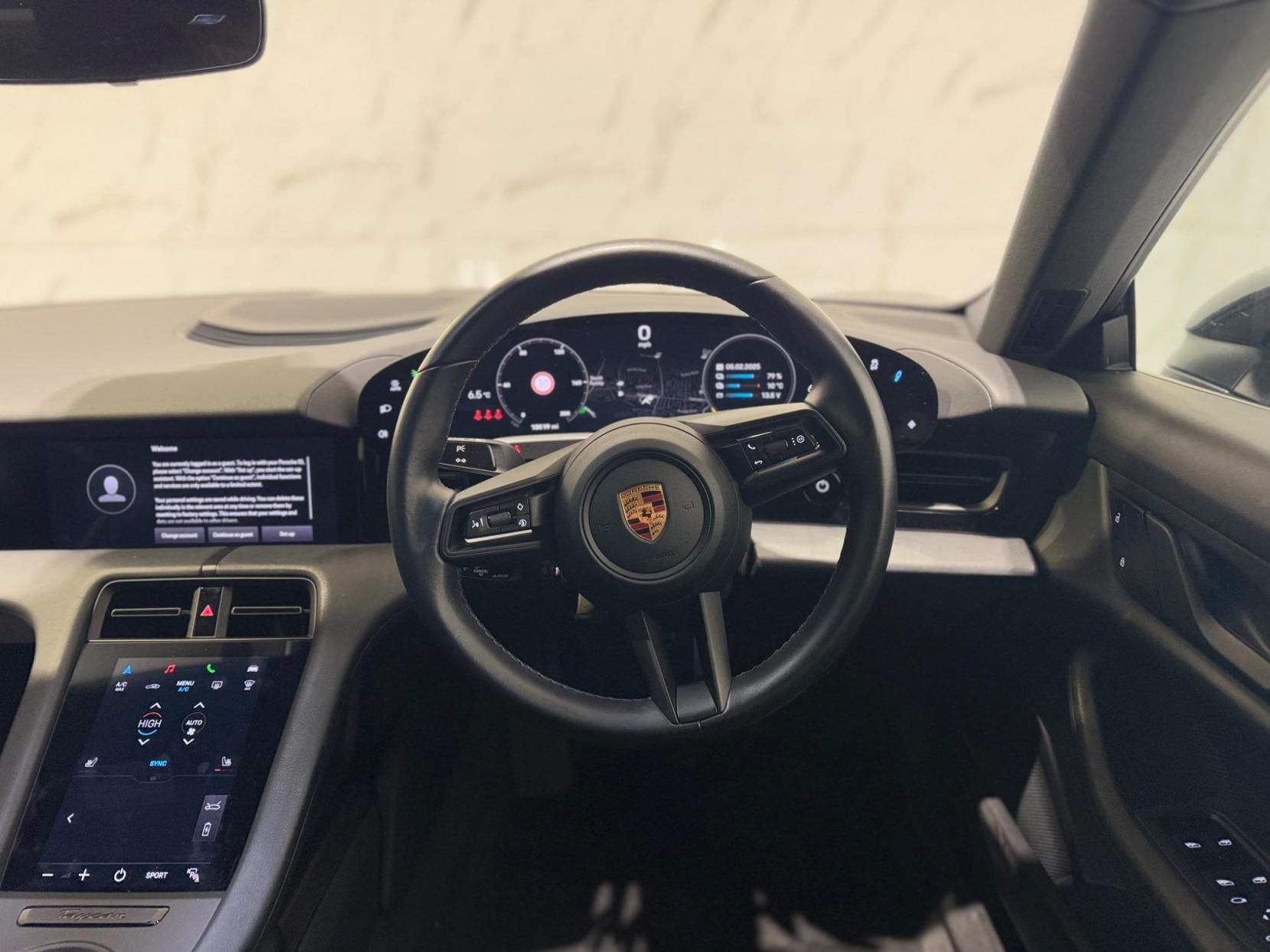 Porsche Taycan Performance 79.2kWh Auto RWD 4dr (11kW Charger)