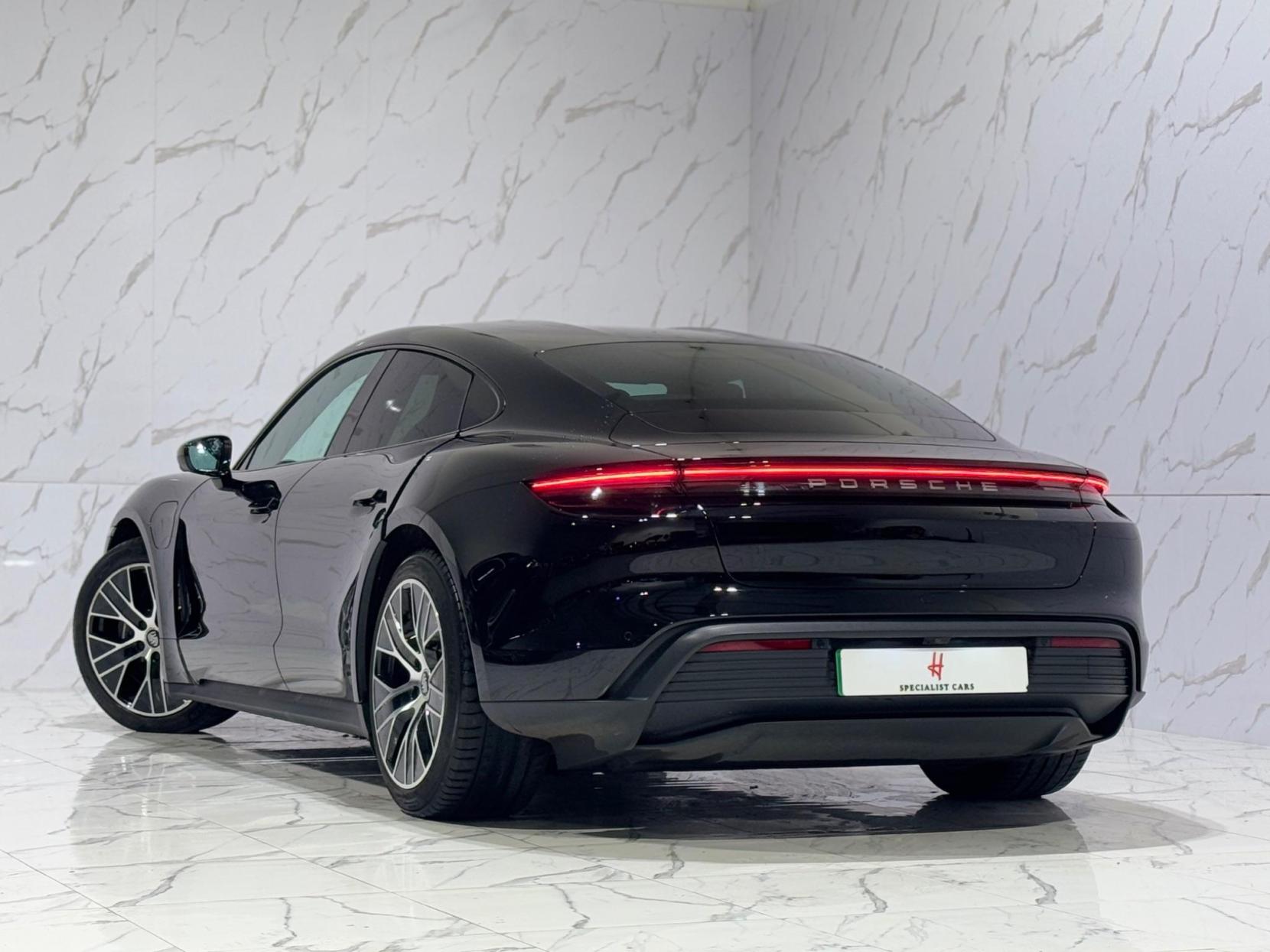 Porsche Taycan Performance 79.2kWh Auto RWD 4dr (11kW Charger)