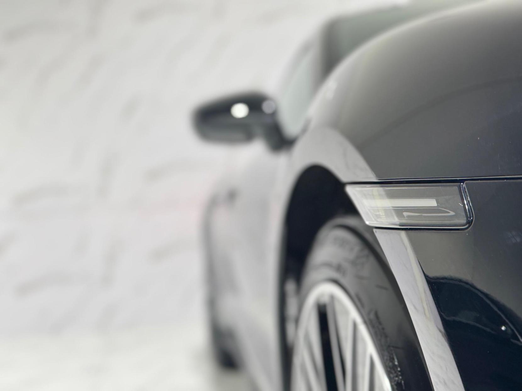 Porsche Taycan Performance 79.2kWh Auto RWD 4dr (11kW Charger)