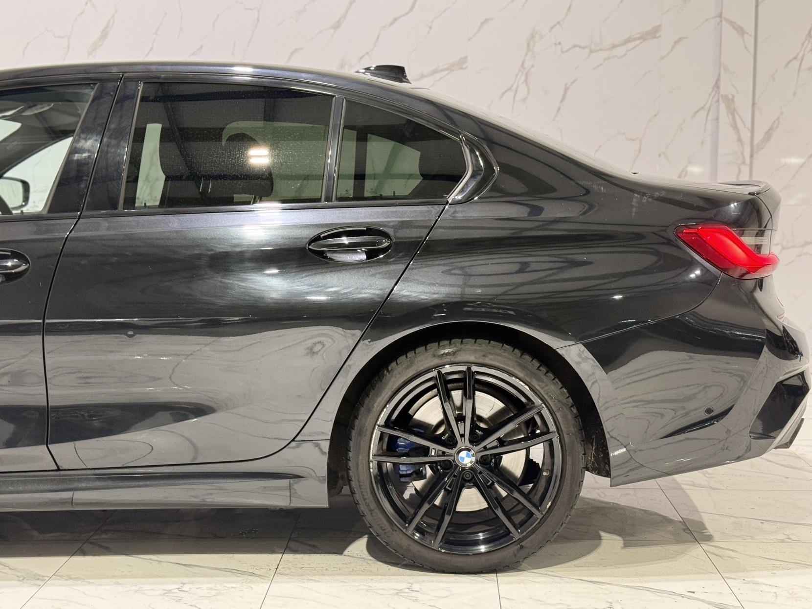 BMW 3 Series 2.0 320i M Sport Saloon 4dr Petrol Auto Euro 6 (s/s) (184 ps)