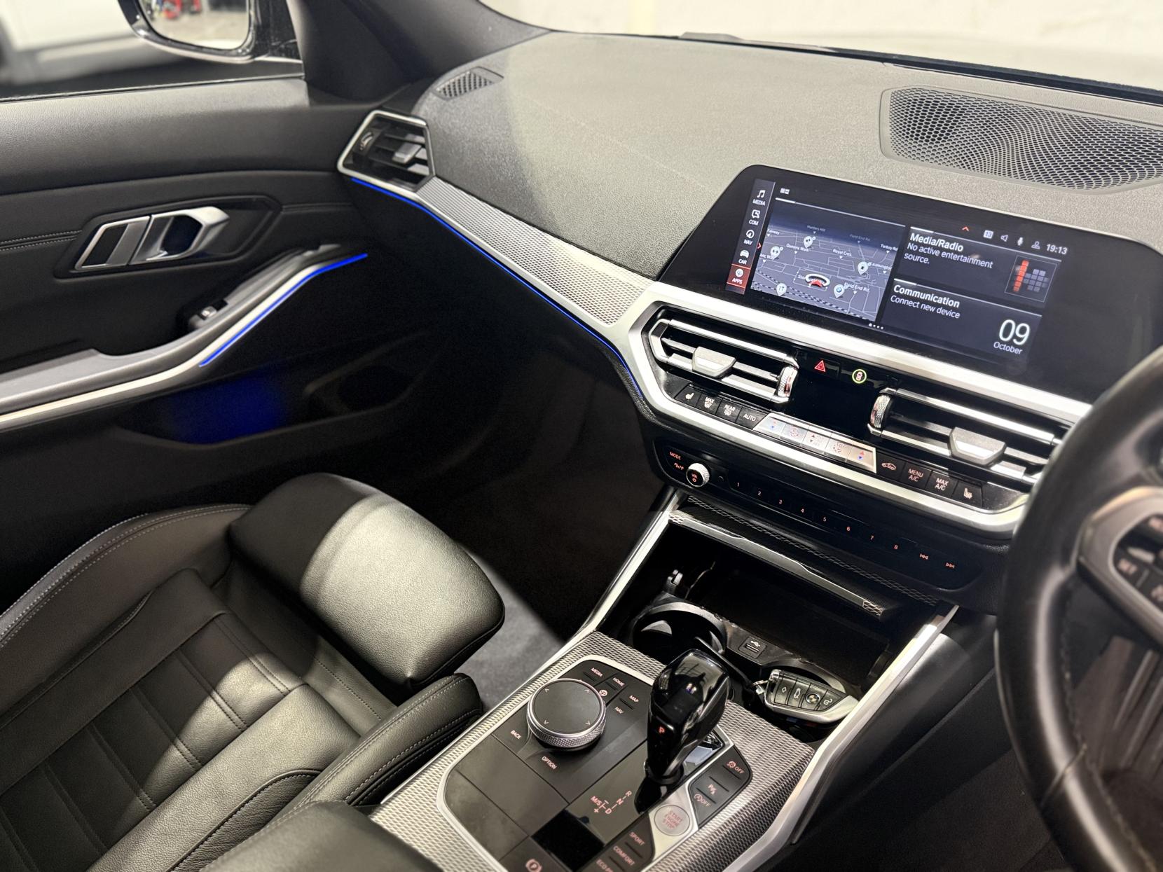 BMW 3 Series 2.0 320i M Sport Saloon 4dr Petrol Auto Euro 6 (s/s) (184 ps)