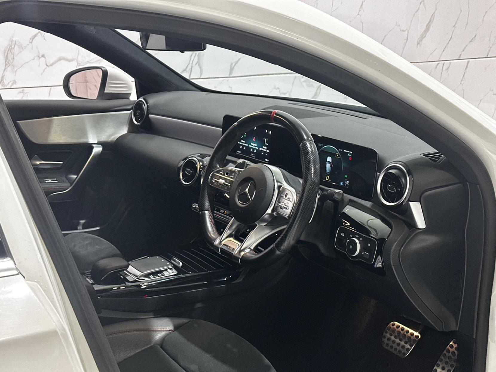 Mercedes-Benz A Class 2.0 A35 AMG SpdS DCT 4MATIC Euro 6 (s/s) 5dr