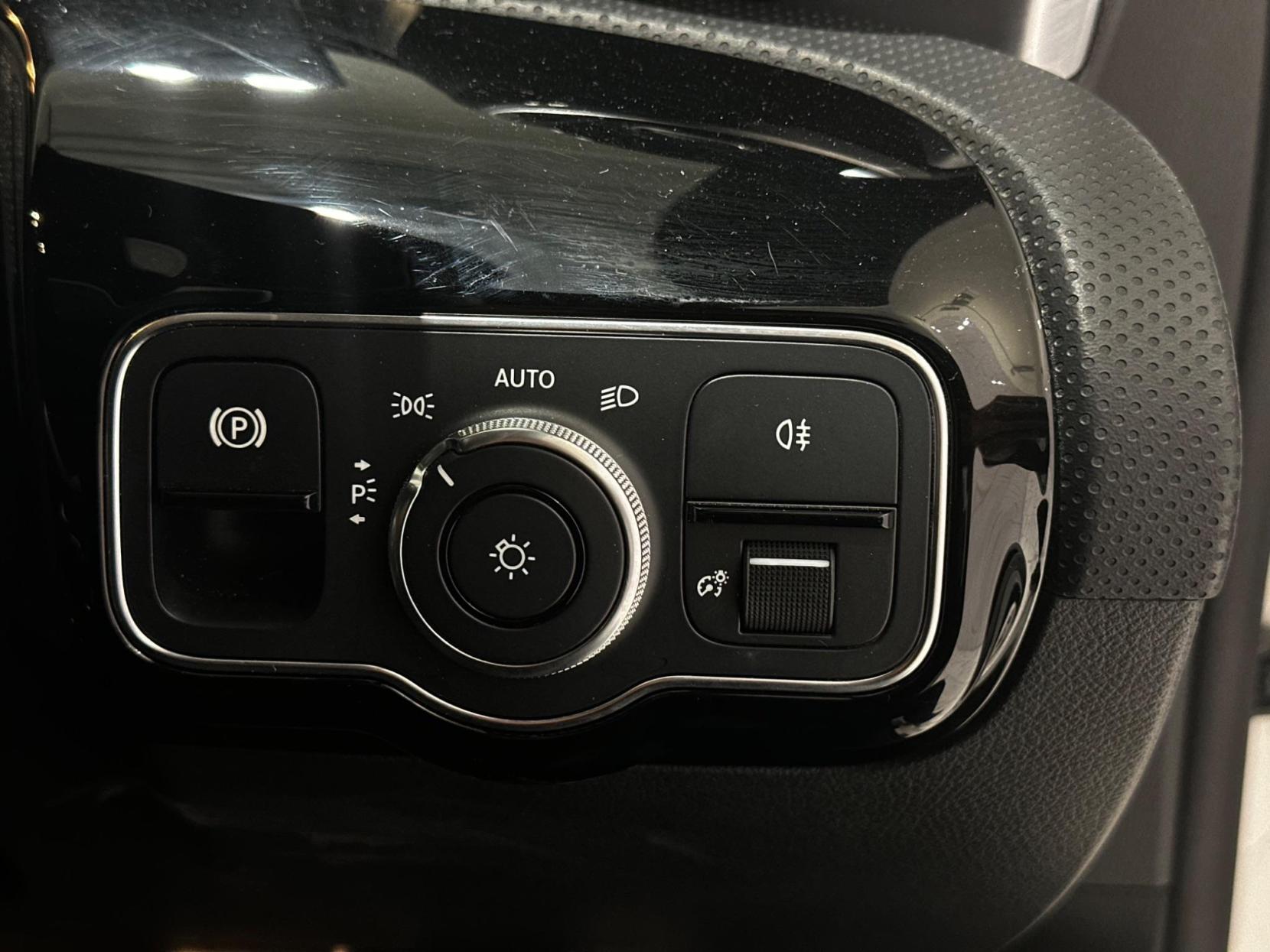 Mercedes-Benz A Class 2.0 A35 AMG SpdS DCT 4MATIC Euro 6 (s/s) 5dr