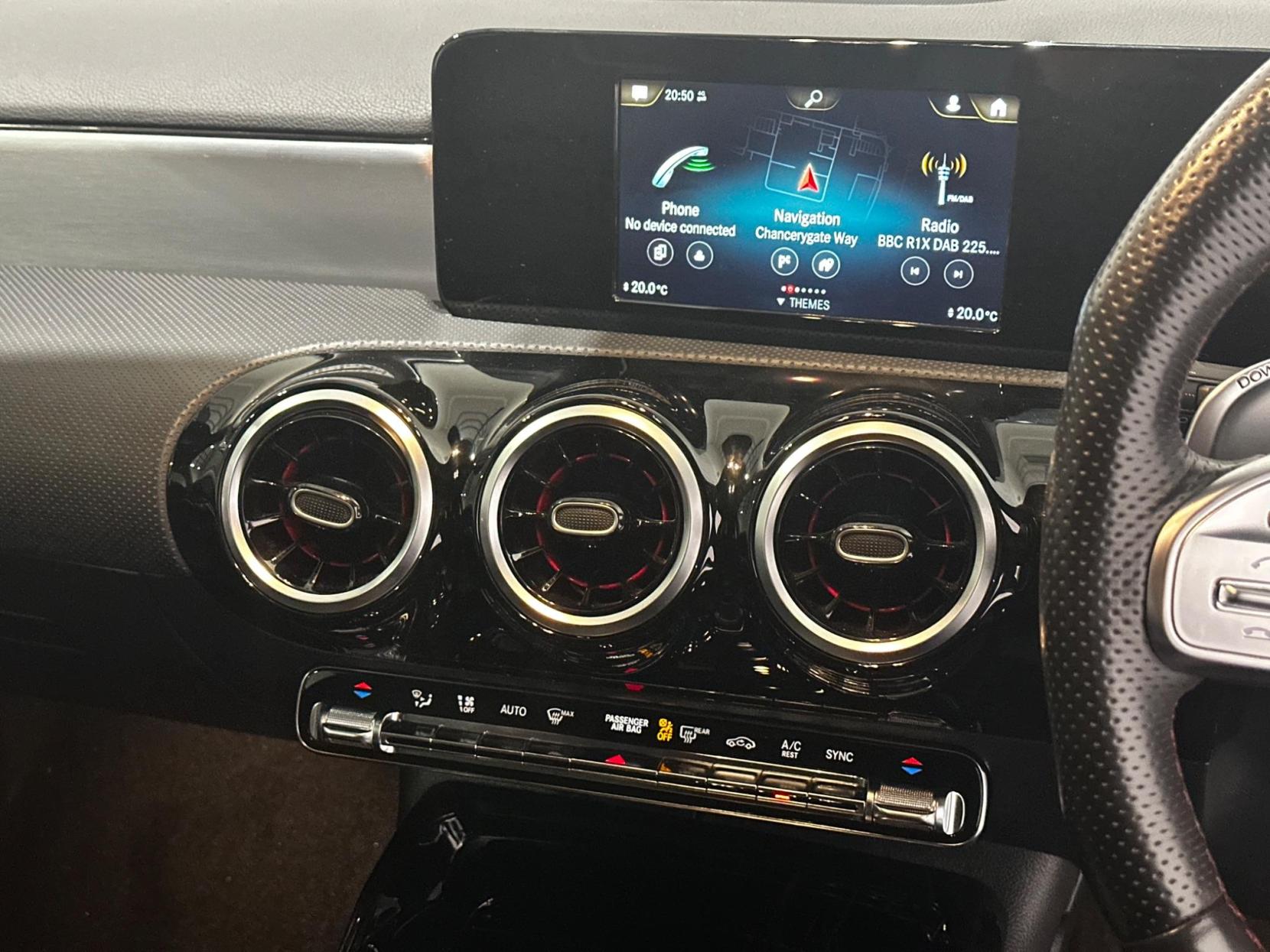Mercedes-Benz A Class 2.0 A35 AMG SpdS DCT 4MATIC Euro 6 (s/s) 5dr