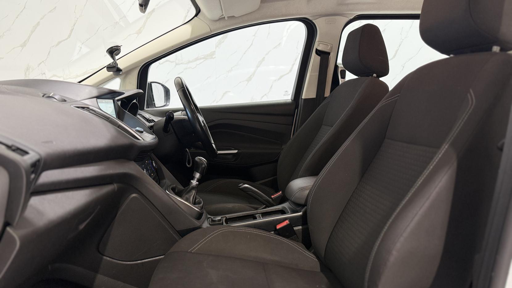 Ford Grand C-Max 1.0T EcoBoost Zetec MPV 5dr Petrol Manual Euro 6 (s/s) (125 ps)