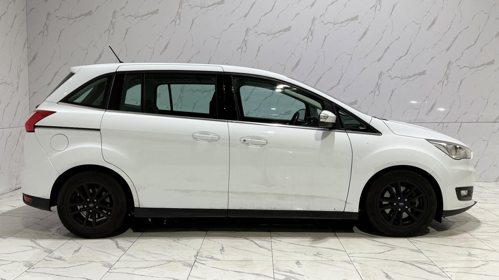 Ford Grand C-Max 1.0T EcoBoost Zetec MPV 5dr Petrol Manual Euro 6 (s/s) (125 ps)