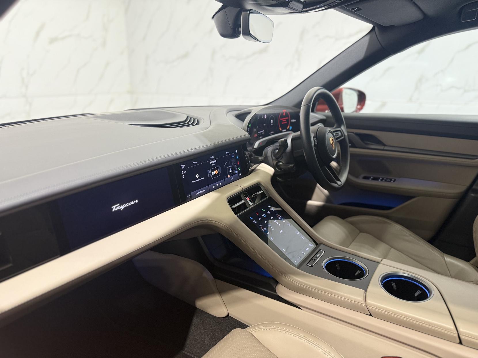 Porsche Taycan Performance Plus 93.4kWh 4S Saloon 4dr Electric Auto 4WD (11kW Charger) (571 ps)