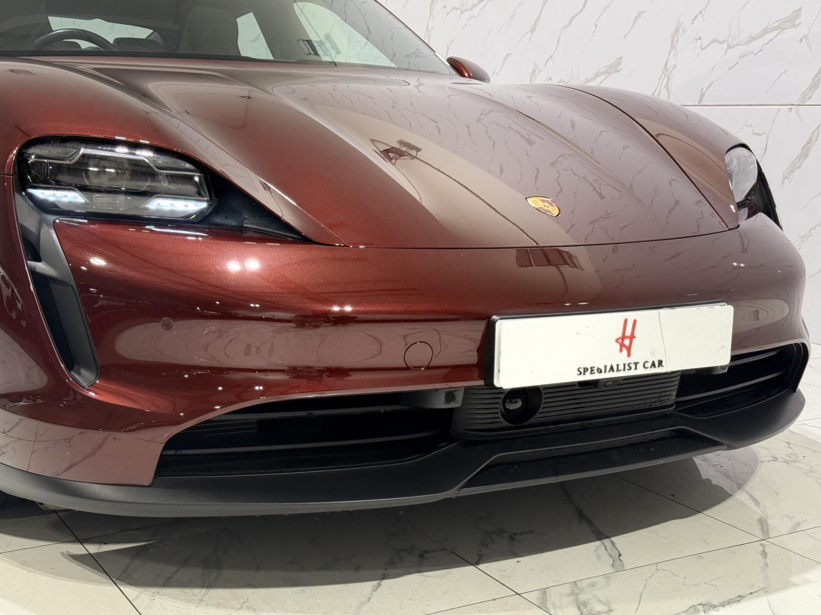 Porsche Taycan Performance Plus 93.4kWh 4S Saloon 4dr Electric Auto 4WD (11kW Charger) (571 ps)