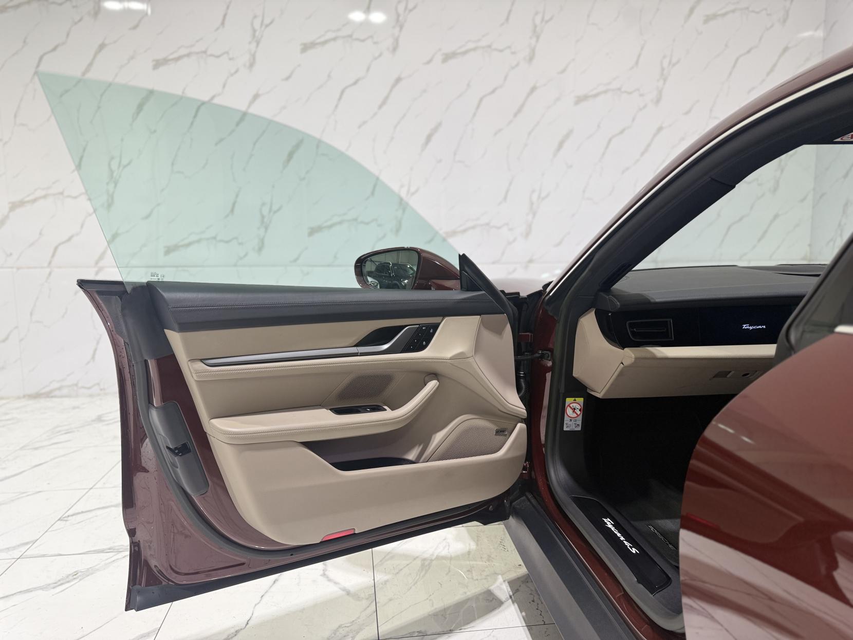 Porsche Taycan Performance Plus 93.4kWh 4S Saloon 4dr Electric Auto 4WD (11kW Charger) (571 ps)