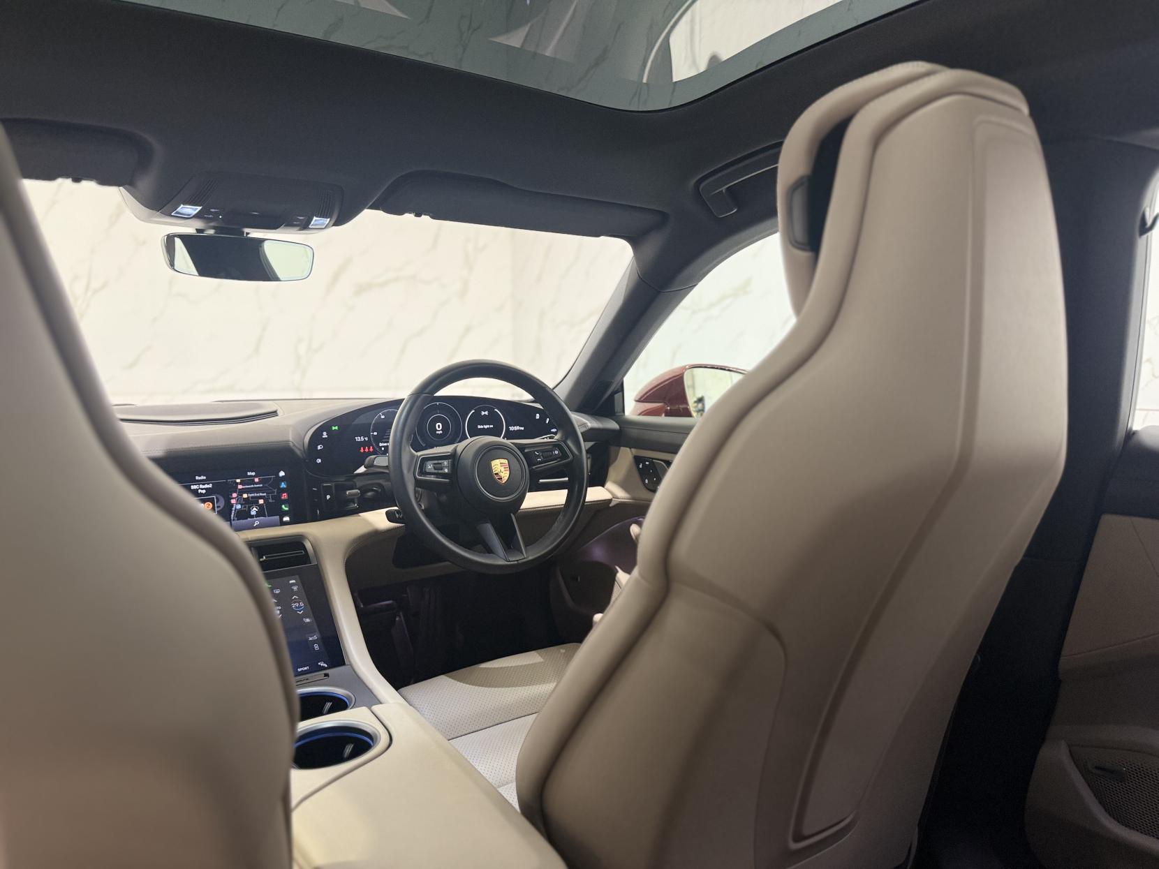 Porsche Taycan Performance Plus 93.4kWh 4S Saloon 4dr Electric Auto 4WD (11kW Charger) (571 ps)