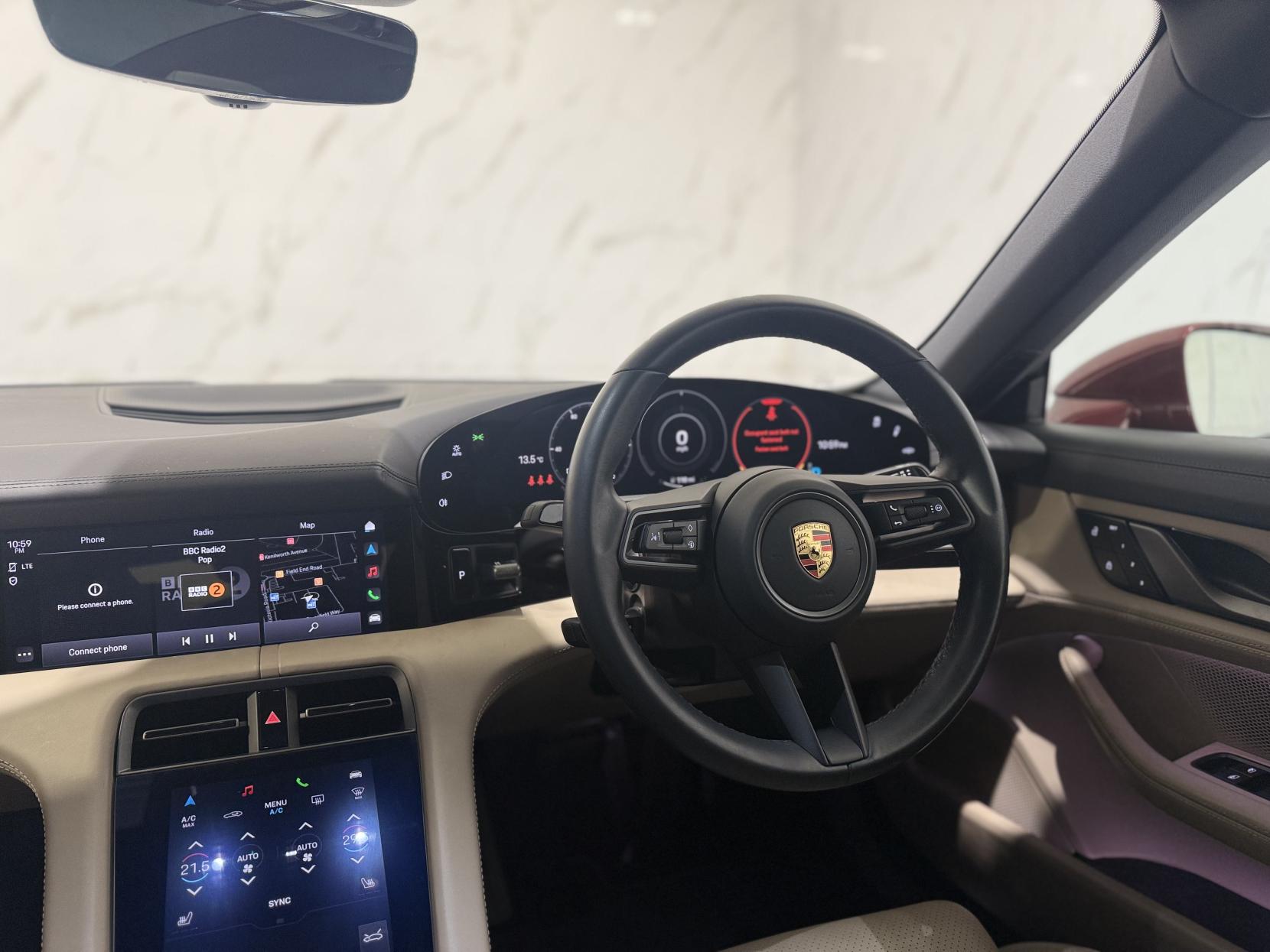 Porsche Taycan Performance Plus 93.4kWh 4S Saloon 4dr Electric Auto 4WD (11kW Charger) (571 ps)