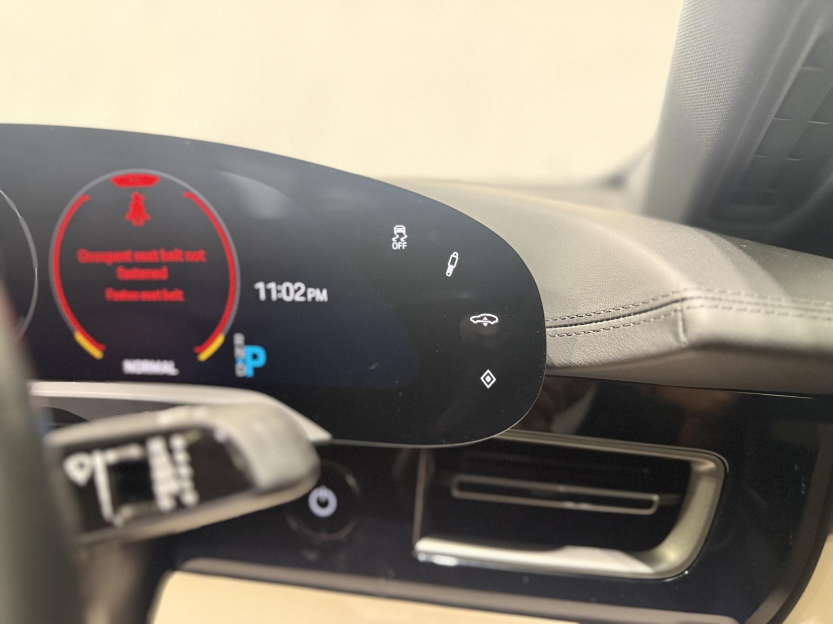 Porsche Taycan Performance Plus 93.4kWh 4S Saloon 4dr Electric Auto 4WD (11kW Charger) (571 ps)