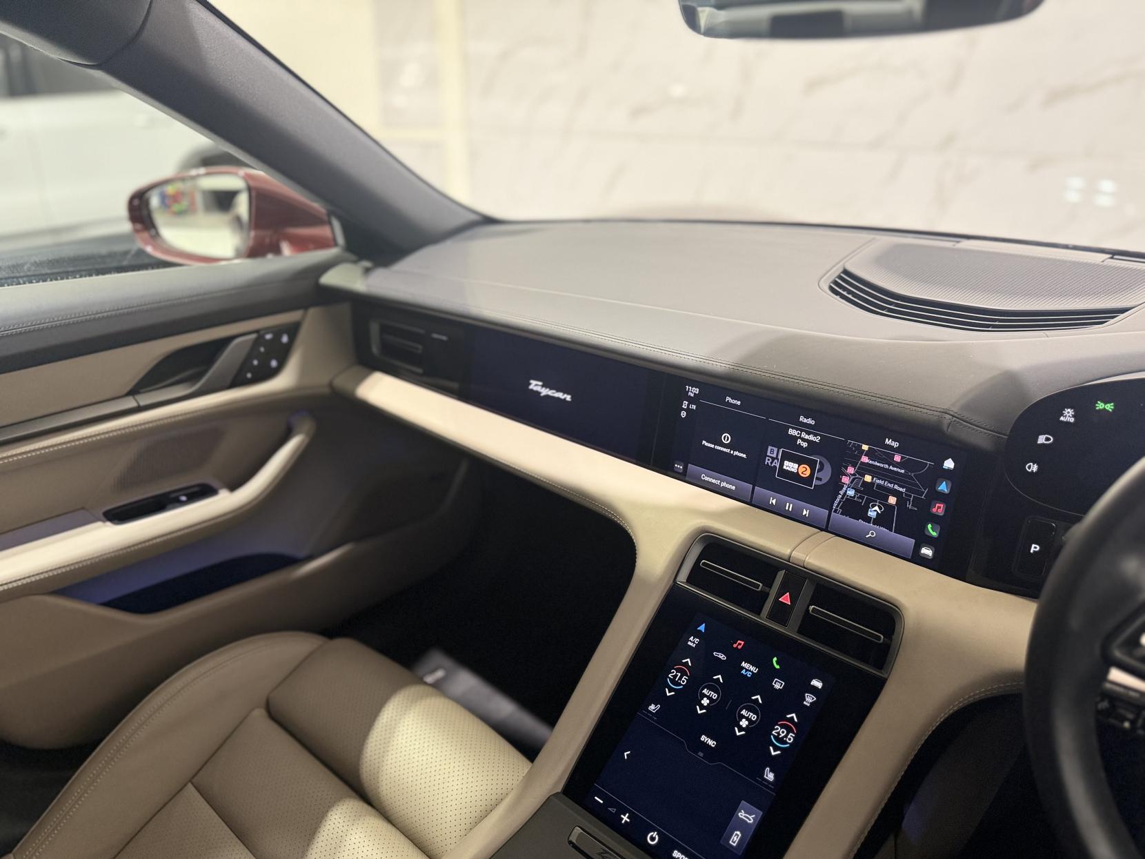 Porsche Taycan Performance Plus 93.4kWh 4S Saloon 4dr Electric Auto 4WD (11kW Charger) (571 ps)