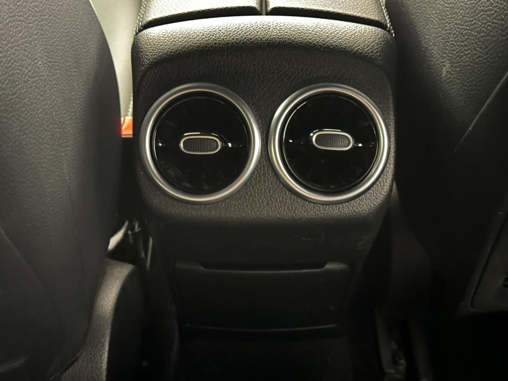 Mercedes-Benz A Class 2.0 A35 AMG (Premium) SpdS DCT 4MATIC Euro 6 (s/s) 5dr