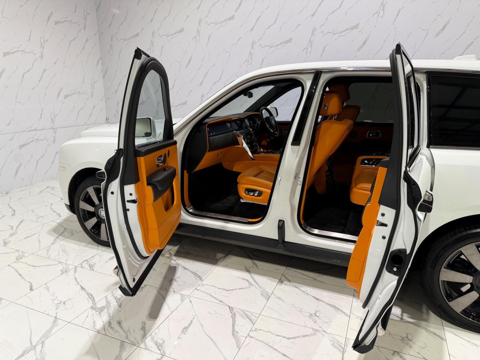 Rolls-Royce Cullinan 6.75 V12 Auto 4WD Euro 6 5dr