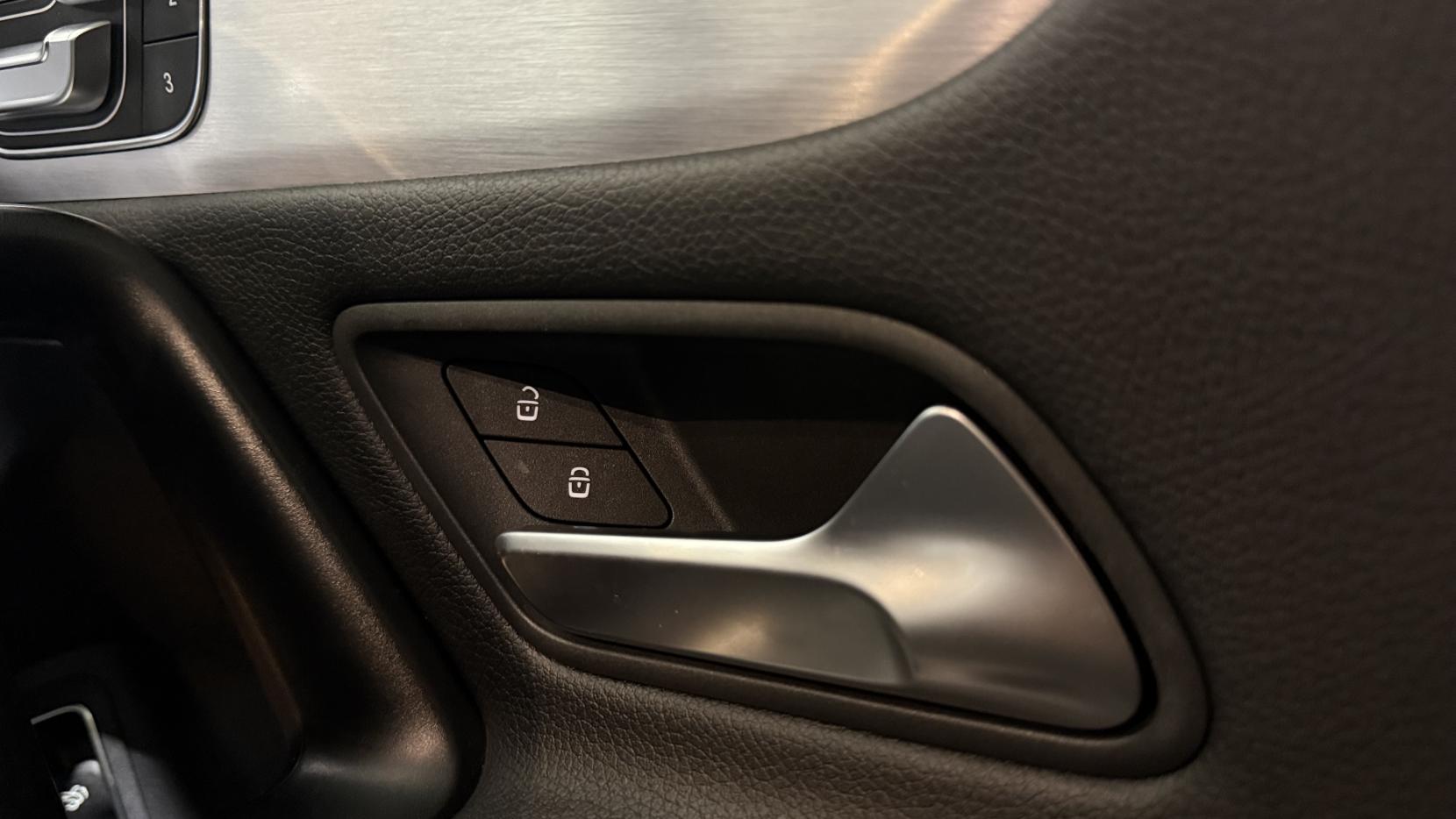 Mercedes-Benz CLA 2.0 CLA35 AMG (Premium Plus) Coupe 4dr Petrol 7G-DCT 4MATIC Euro 6 (s/s) (306 ps)