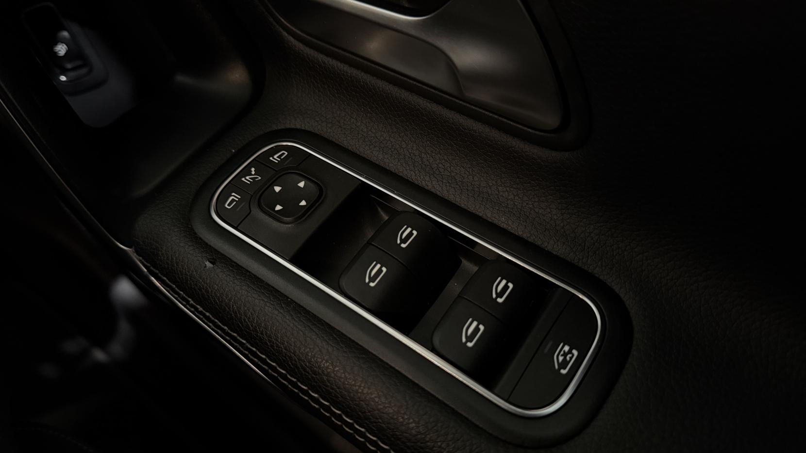 Mercedes-Benz CLA 2.0 CLA35 AMG (Premium Plus) Coupe 4dr Petrol 7G-DCT 4MATIC Euro 6 (s/s) (306 ps)