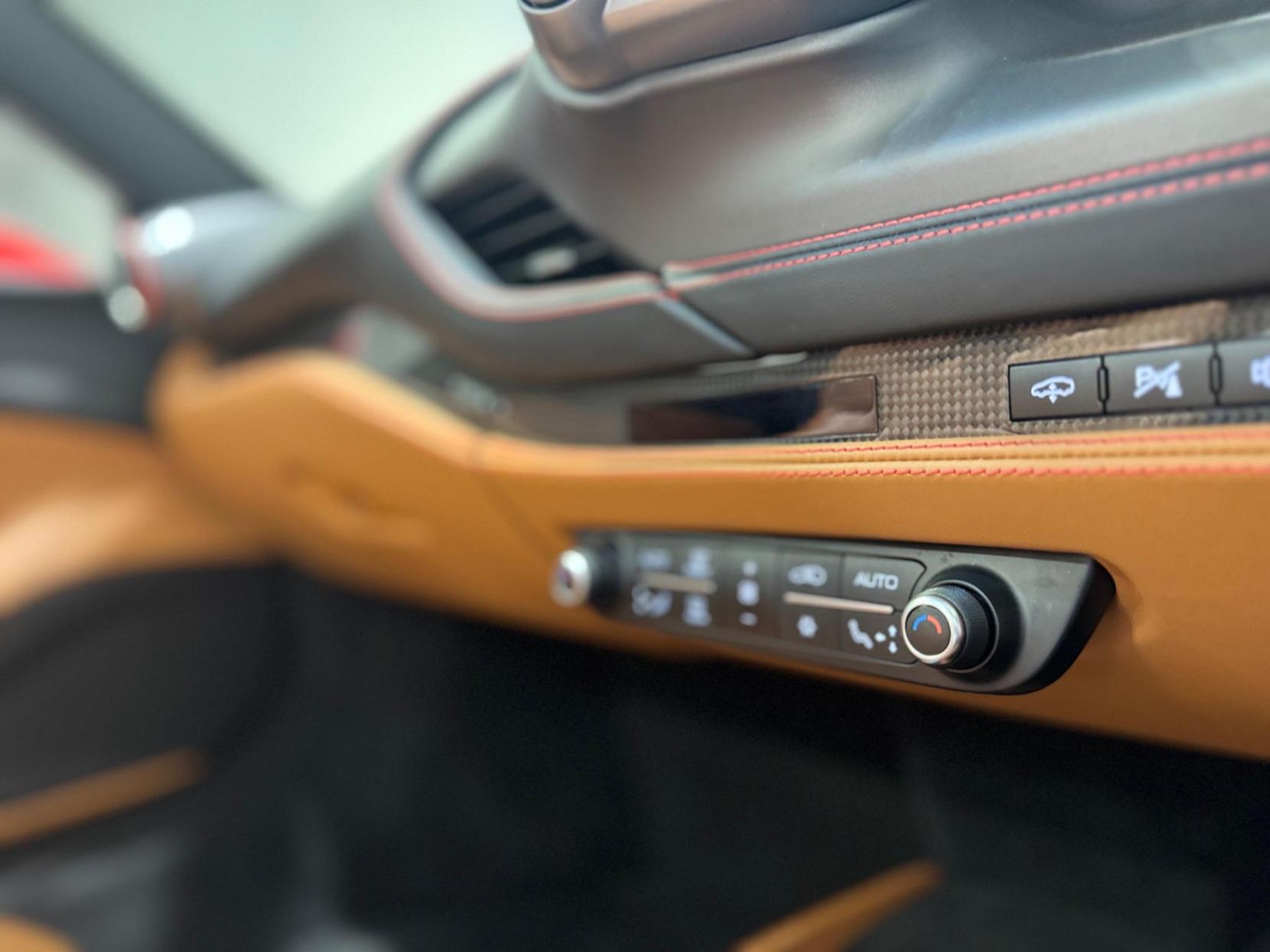 Ferrari F8 Spider 3.9T V8 F1 DCT Euro 6 (s/s) 2dr