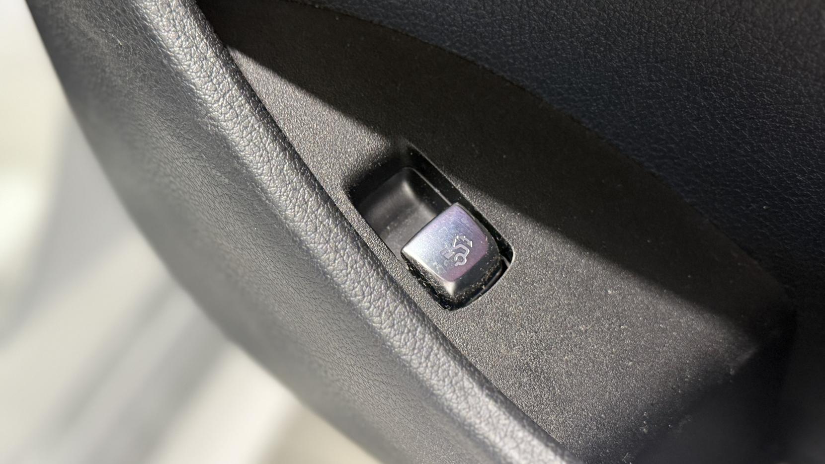 Mercedes-Benz E Class 2.0 E350 AMG Line (Premium Plus) Coupe 2dr Petrol G-Tronic+ Euro 6 (s/s) (313 ps)