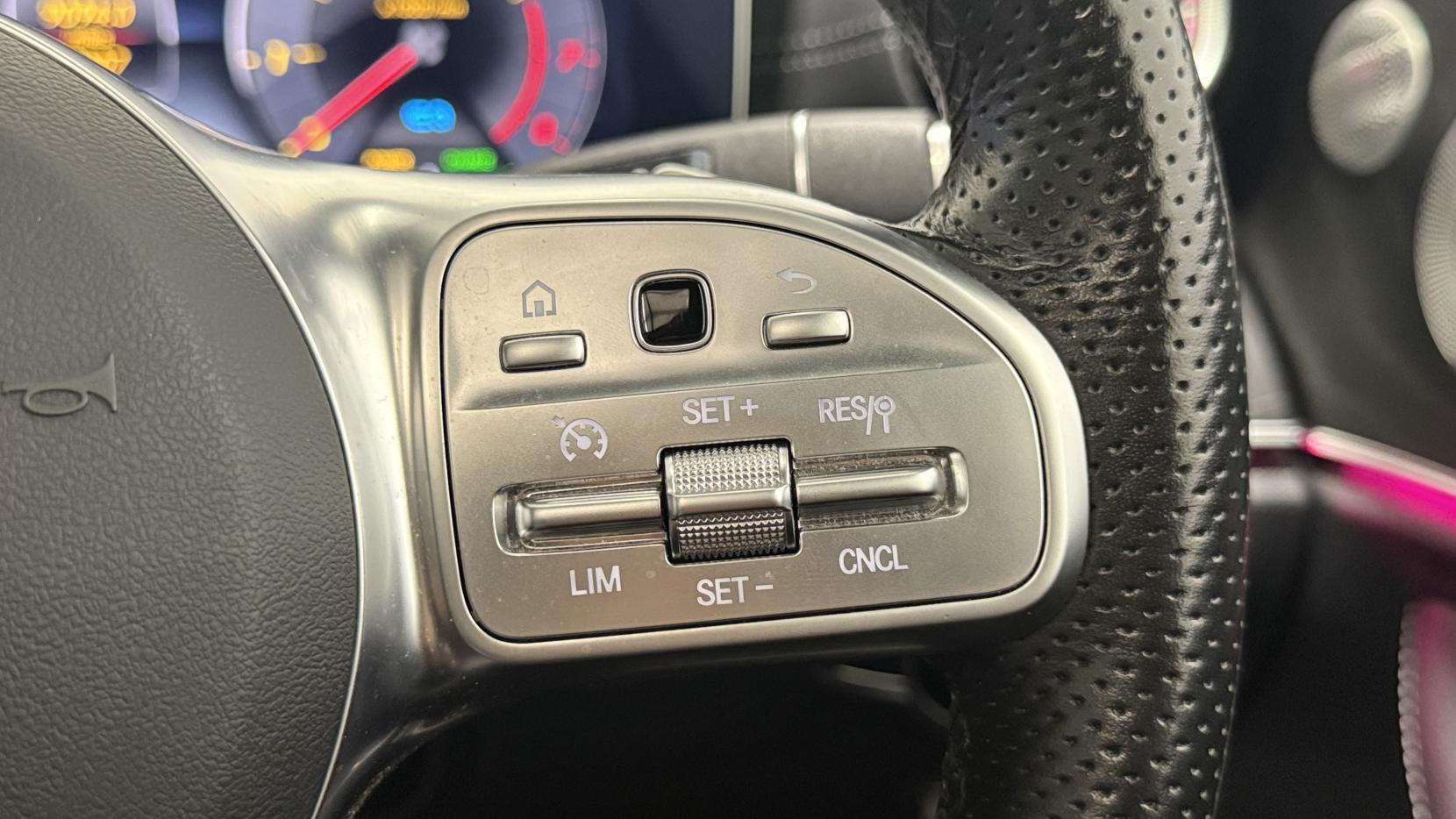 Mercedes-Benz E Class 2.0 E350 AMG Line (Premium Plus) Coupe 2dr Petrol G-Tronic+ Euro 6 (s/s) (313 ps)