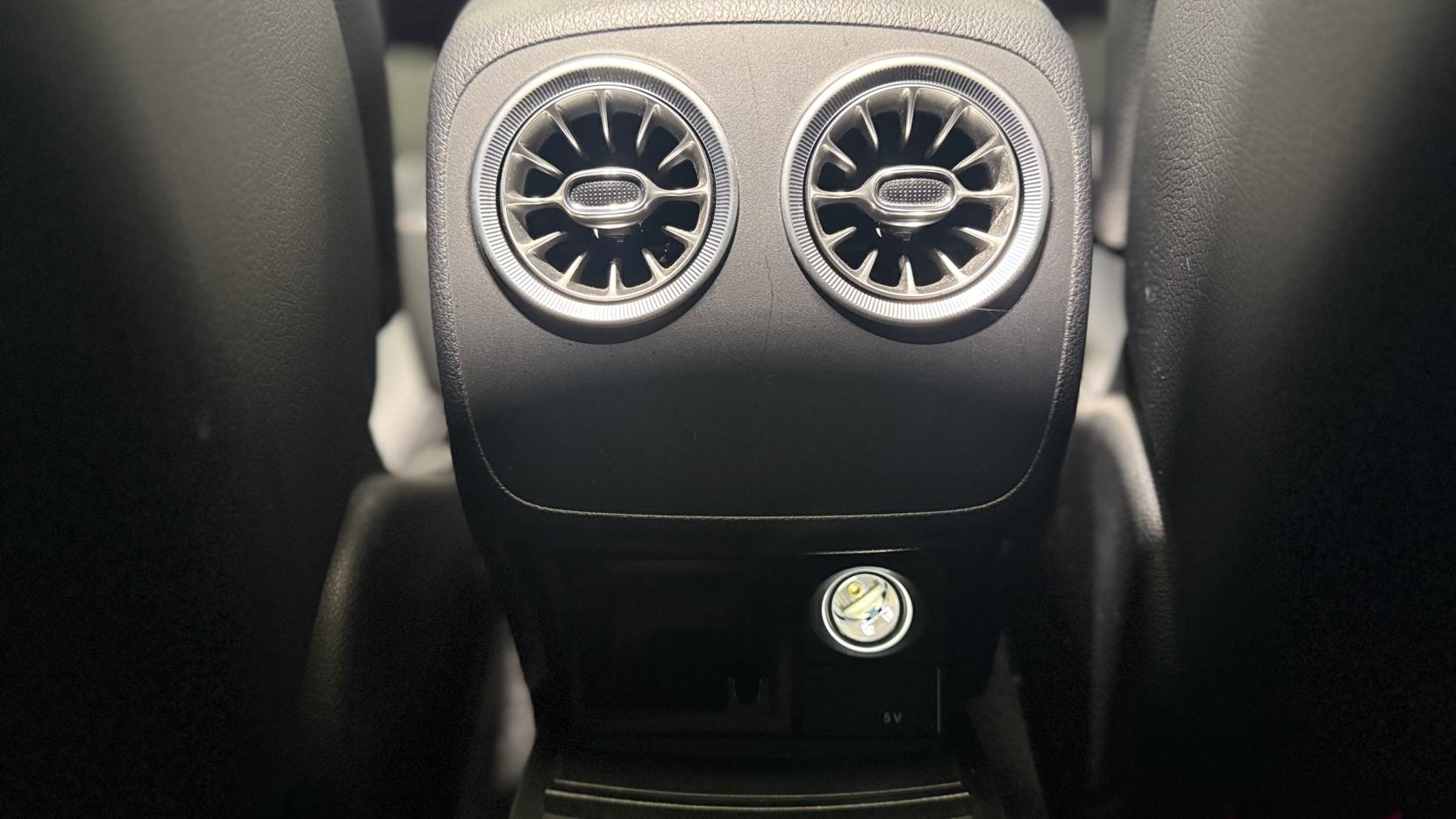 Mercedes-Benz E Class 2.0 E350 AMG Line (Premium Plus) Coupe 2dr Petrol G-Tronic+ Euro 6 (s/s) (313 ps)