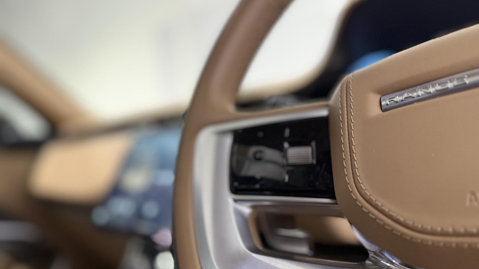 Land Rover Range Rover 3.0 P510e 38.2kWh SV SUV 5dr Petrol Plug-in Hybrid Auto 4WD Euro 6 (s/s) (510 ps)