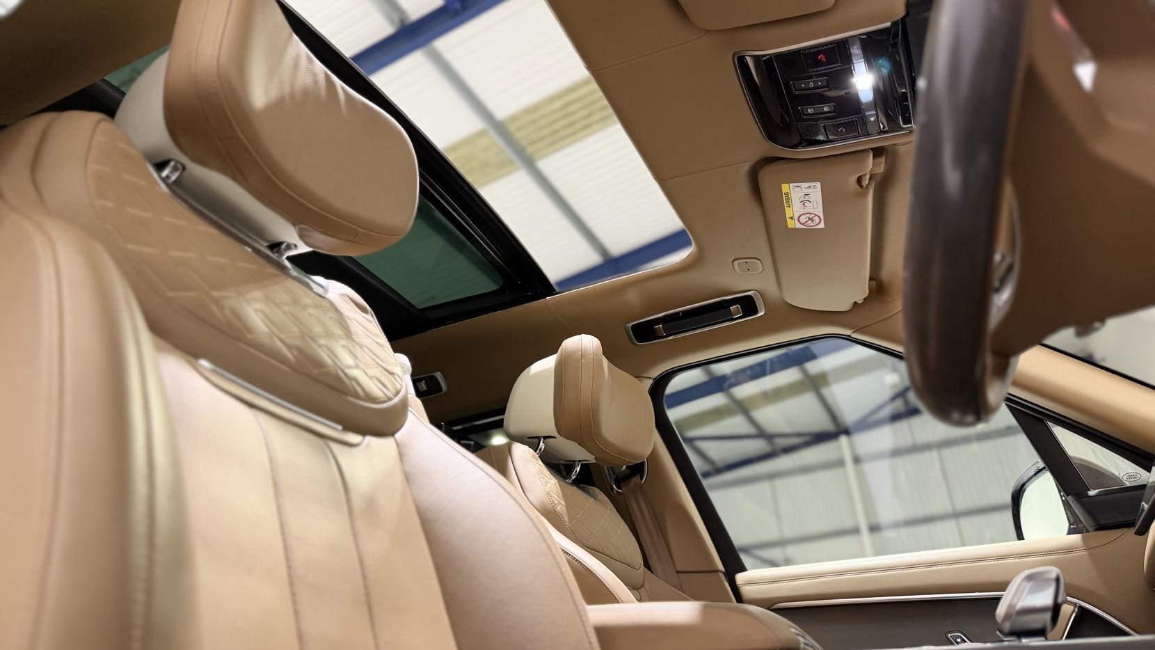 Land Rover Range Rover 3.0 P510e 38.2kWh SV SUV 5dr Petrol Plug-in Hybrid Auto 4WD Euro 6 (s/s) (510 ps)