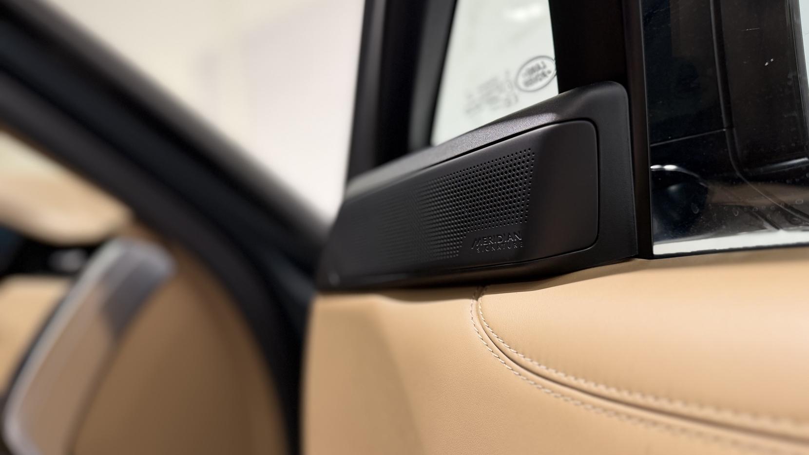 Land Rover Range Rover 3.0 P510e 38.2kWh SV SUV 5dr Petrol Plug-in Hybrid Auto 4WD Euro 6 (s/s) (510 ps)