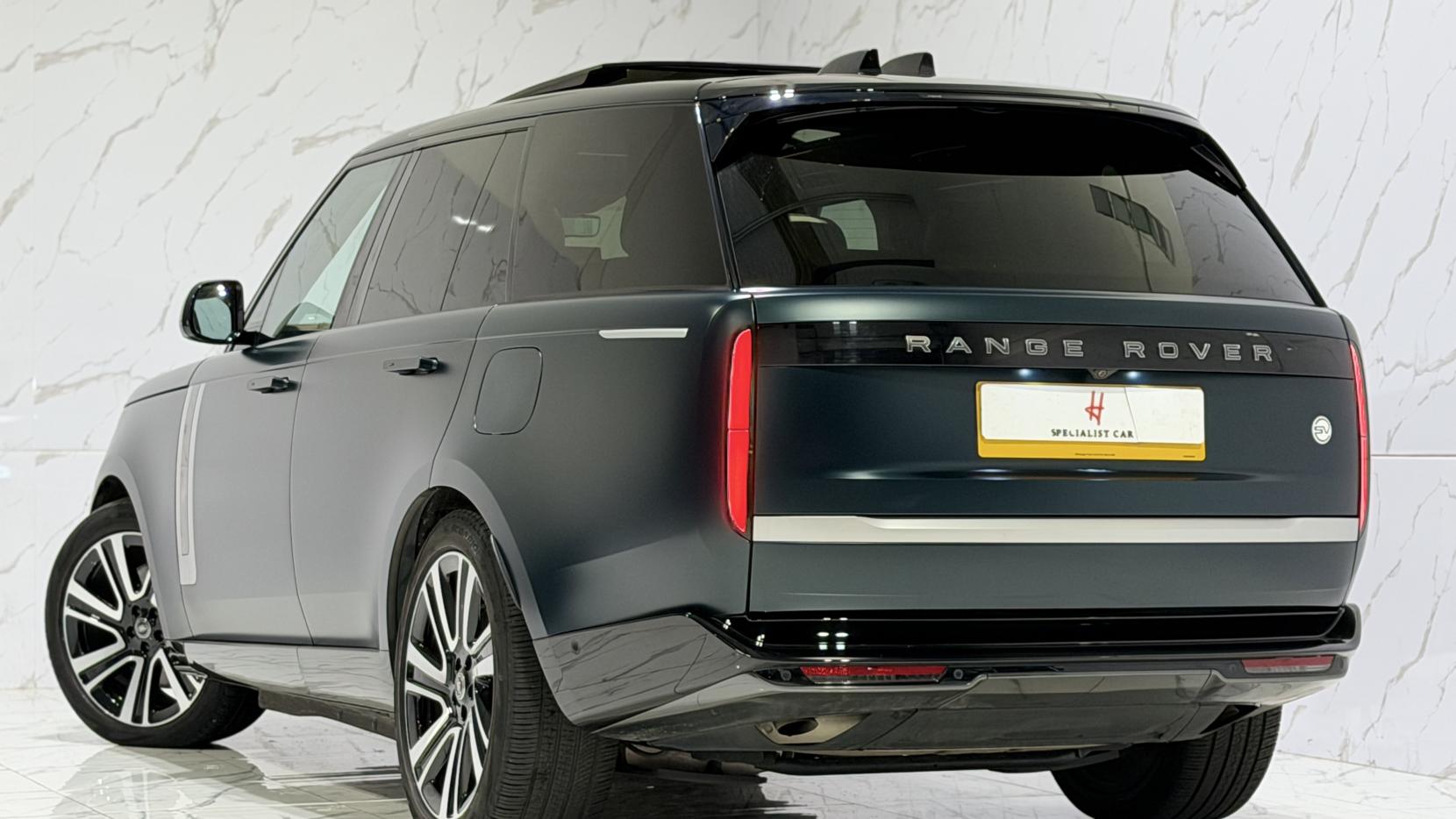 Land Rover Range Rover 3.0 P510e 38.2kWh SV SUV 5dr Petrol Plug-in Hybrid Auto 4WD Euro 6 (s/s) (510 ps)