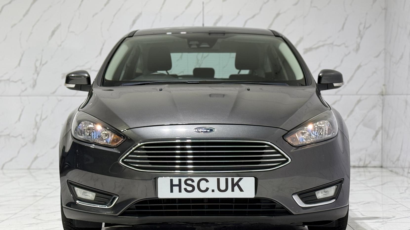Ford Focus 1.0T EcoBoost Titanium Hatchback 5dr Petrol Auto Euro 6 (s/s) (125 ps)