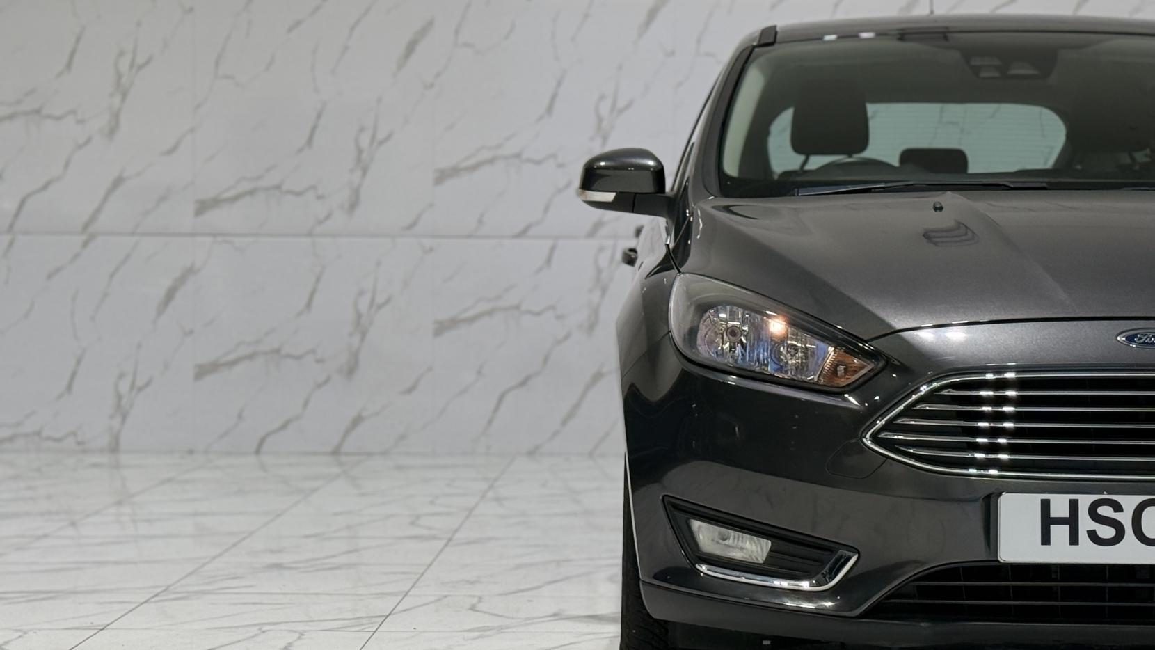 Ford Focus 1.0T EcoBoost Titanium Hatchback 5dr Petrol Auto Euro 6 (s/s) (125 ps)