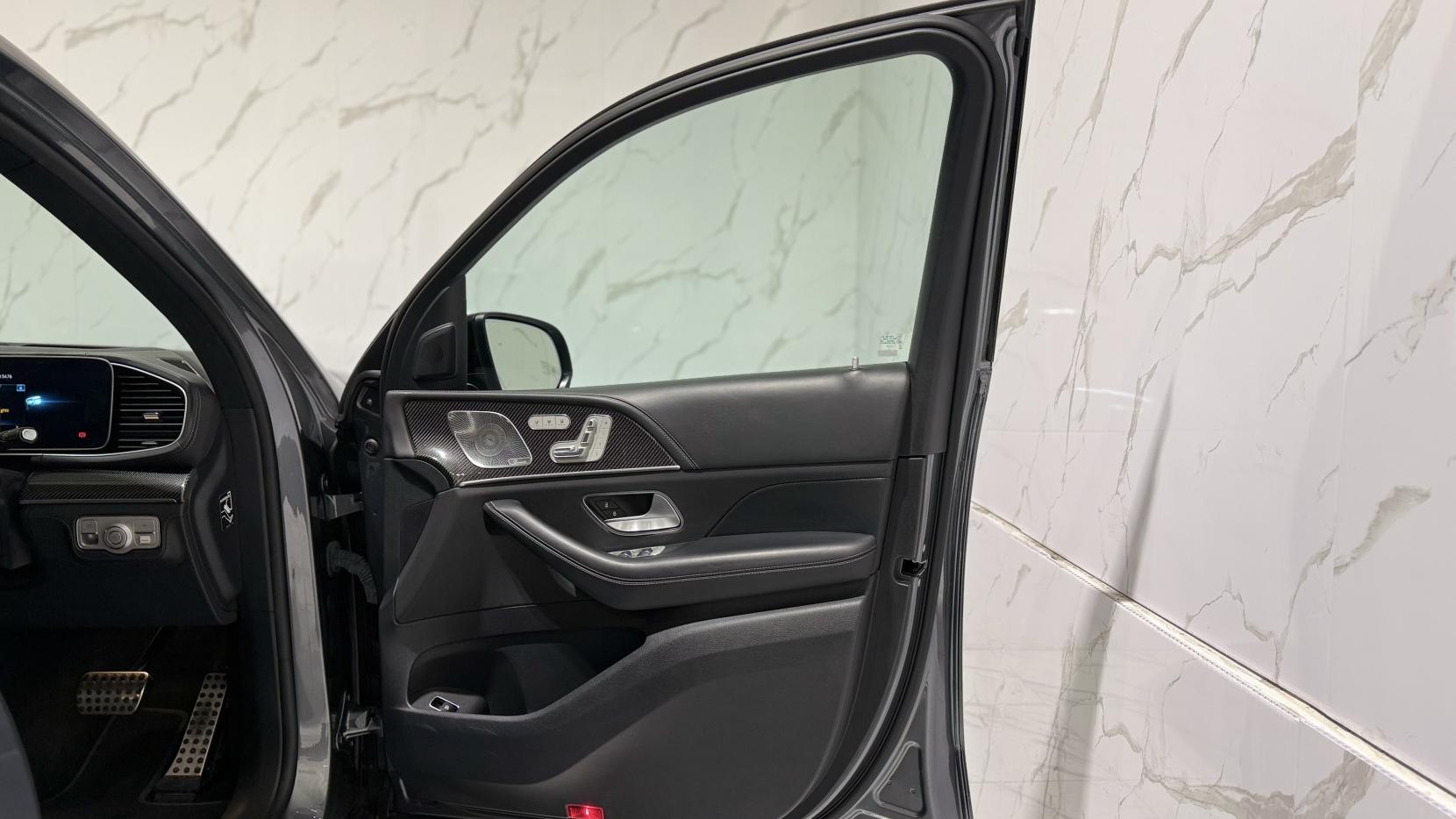 Mercedes-Benz GLS 4.0 GLS63h V8 BiTurbo MHEV AMG Night Edition (Executive) SUV 5dr Petrol Hybrid SpdS TCT 4WD Euro 6 (s/s) (634 ps)