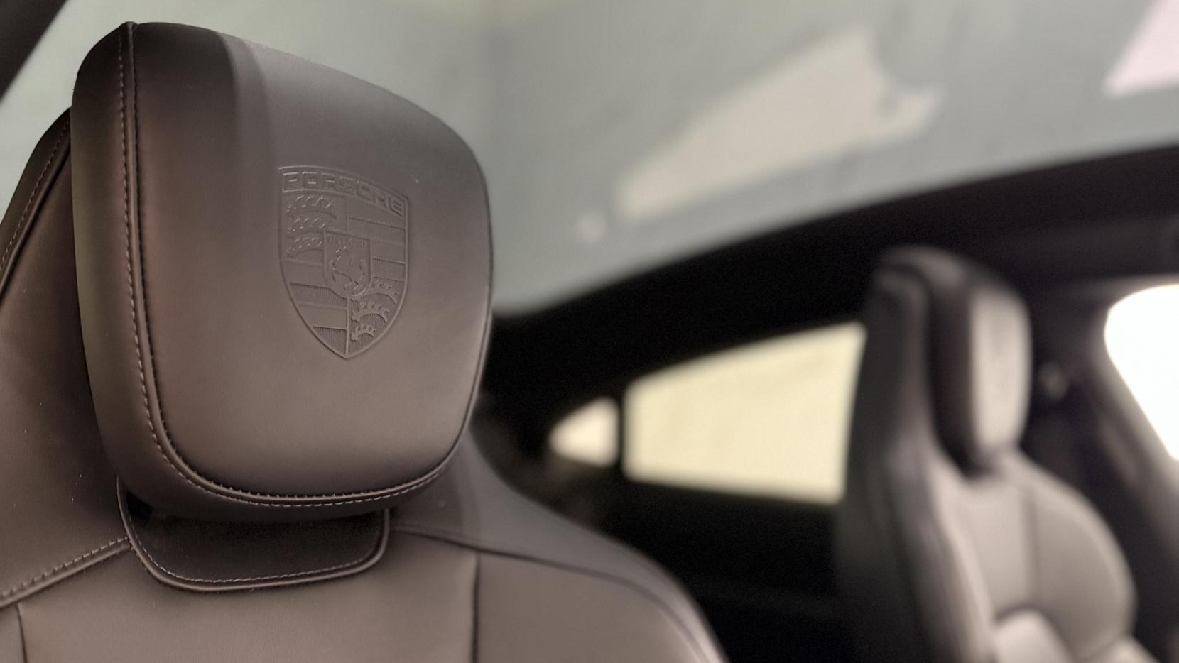 Porsche Taycan Performance Plus 93.4kWh Saloon 4dr Electric Auto RWD (11kW Charger) (476 ps)