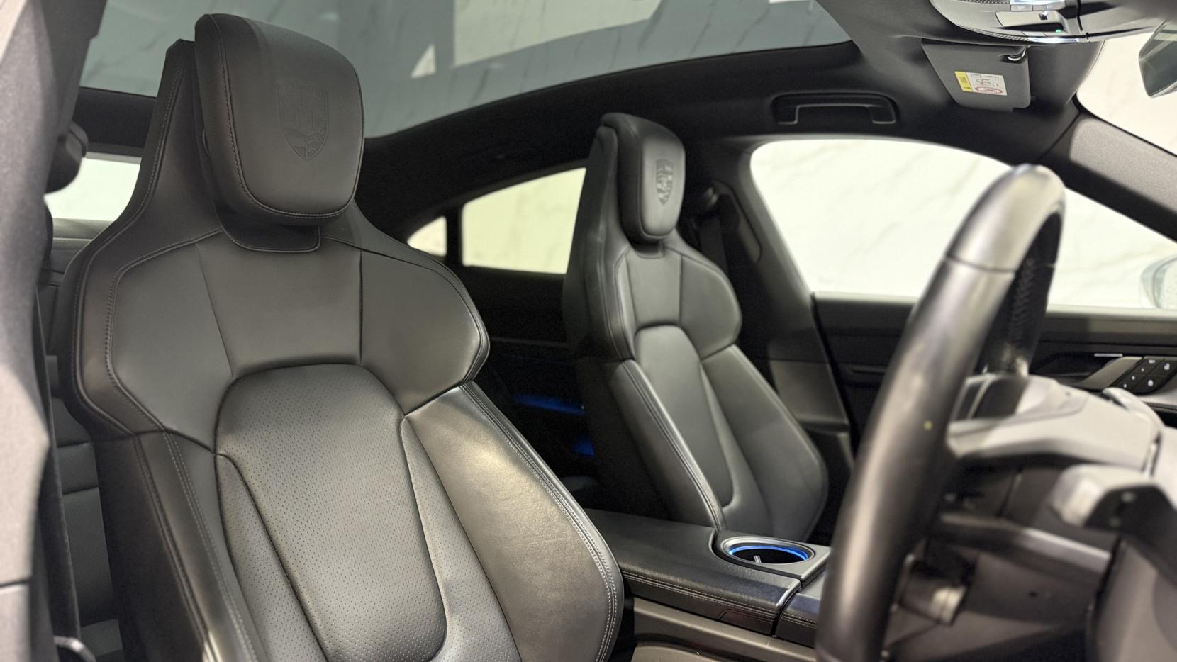 Porsche Taycan Performance Plus 93.4kWh Saloon 4dr Electric Auto RWD (11kW Charger) (476 ps)