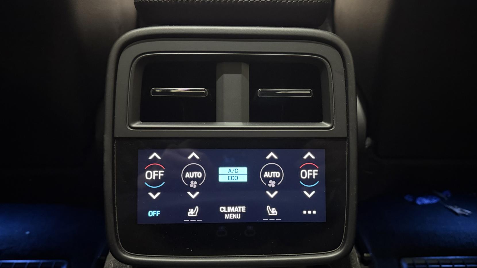 Porsche Taycan Performance Plus 93.4kWh Saloon 4dr Electric Auto RWD (11kW Charger) (476 ps)