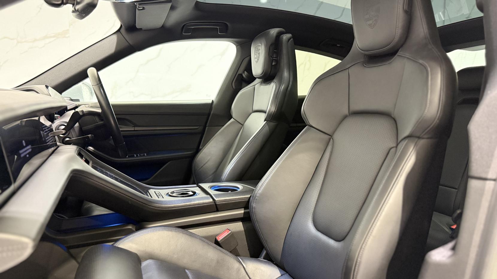 Porsche Taycan Performance Plus 93.4kWh Saloon 4dr Electric Auto RWD (11kW Charger) (476 ps)