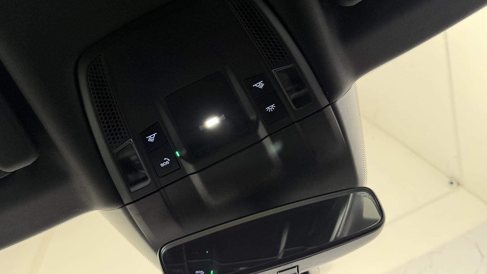 Porsche Taycan Performance Plus 93.4kWh Saloon 4dr Electric Auto RWD (11kW Charger) (476 ps)