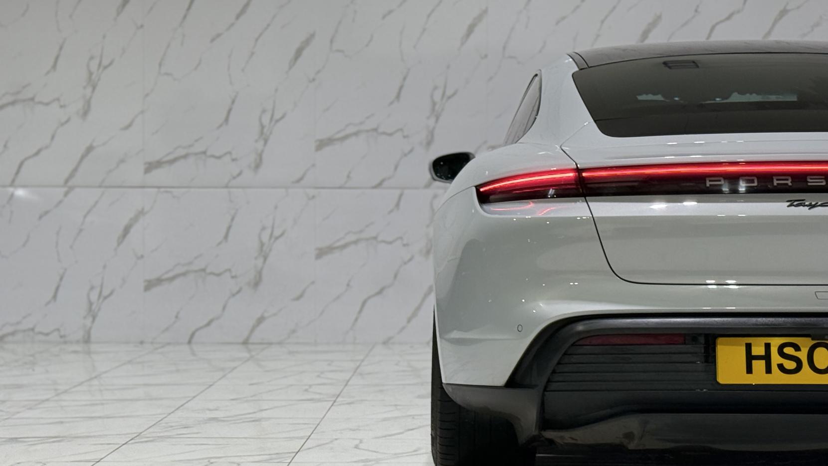 Porsche Taycan Performance Plus 93.4kWh Saloon 4dr Electric Auto RWD (11kW Charger) (476 ps)