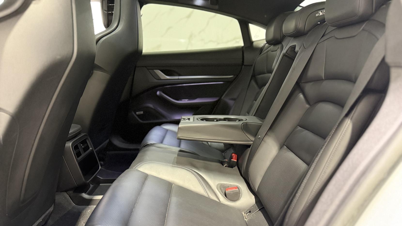 Porsche Taycan Performance Plus 93.4kWh Saloon 4dr Electric Auto RWD (11kW Charger) (476 ps)