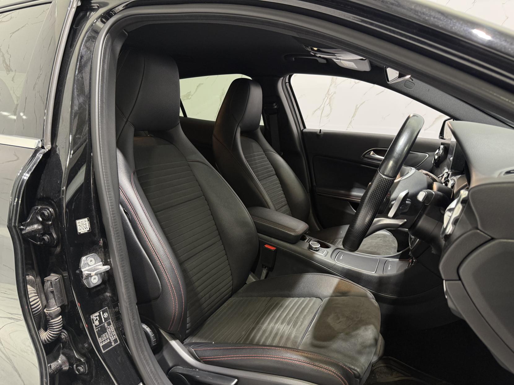 Mercedes-Benz GLA 2.1 GLA220d AMG Line SUV 5dr Diesel 7G-DCT 4MATIC Euro 6 (s/s) (177 ps)