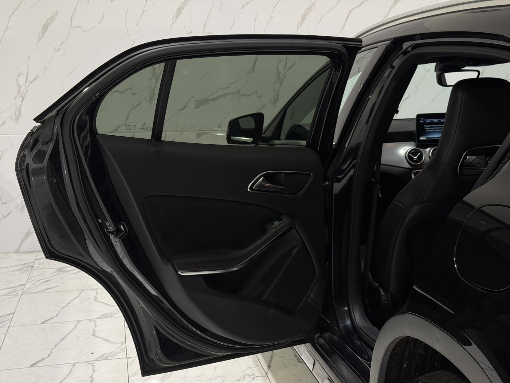 Mercedes-Benz GLA 2.1 GLA220d AMG Line SUV 5dr Diesel 7G-DCT 4MATIC Euro 6 (s/s) (177 ps)