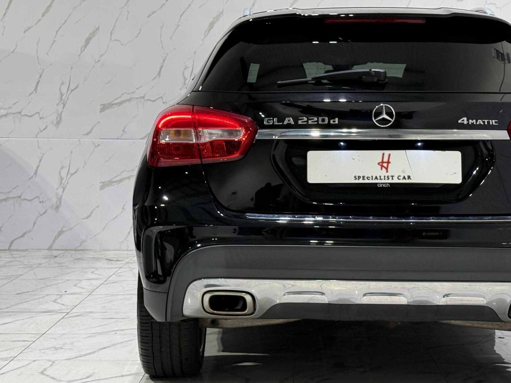 Mercedes-Benz GLA 2.1 GLA220d AMG Line SUV 5dr Diesel 7G-DCT 4MATIC Euro 6 (s/s) (177 ps)