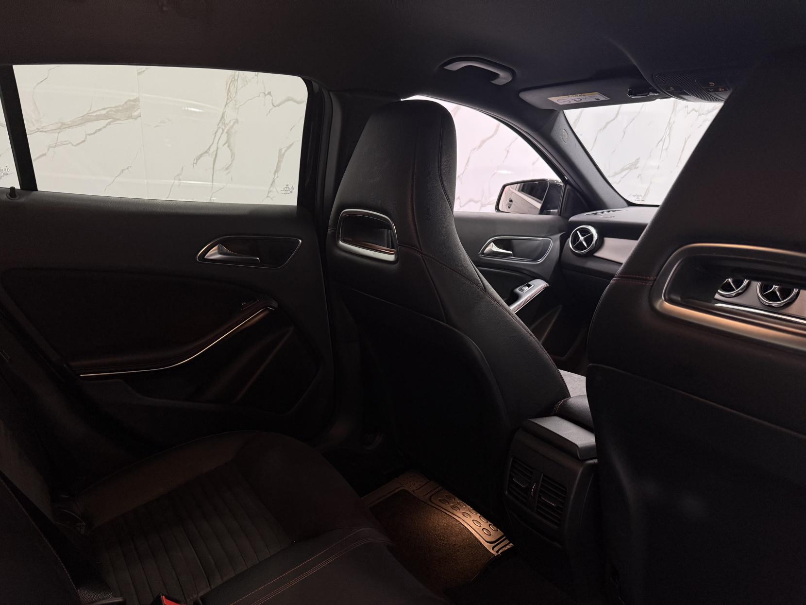 Mercedes-Benz GLA 2.1 GLA220d AMG Line SUV 5dr Diesel 7G-DCT 4MATIC Euro 6 (s/s) (177 ps)