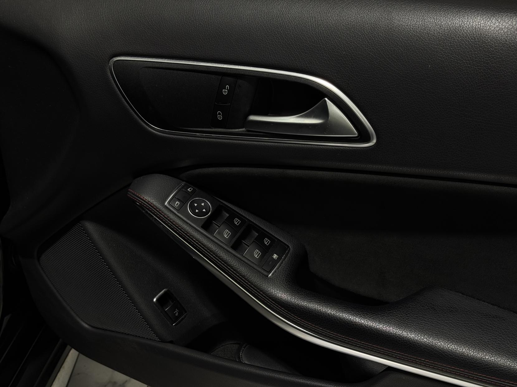 Mercedes-Benz GLA 2.1 GLA220d AMG Line SUV 5dr Diesel 7G-DCT 4MATIC Euro 6 (s/s) (177 ps)