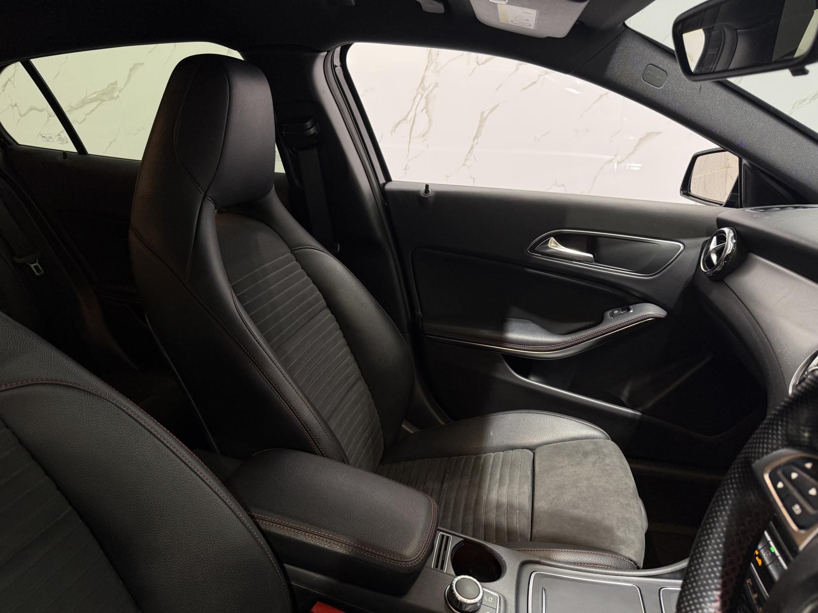 Mercedes-Benz GLA 2.1 GLA220d AMG Line SUV 5dr Diesel 7G-DCT 4MATIC Euro 6 (s/s) (177 ps)