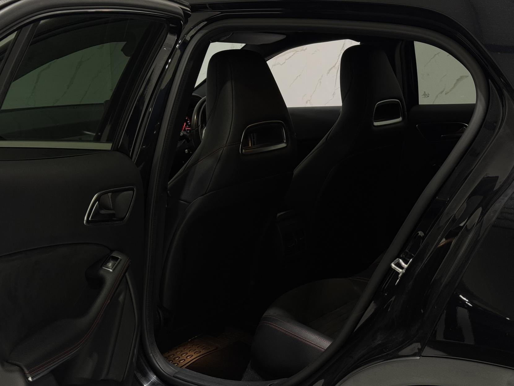 Mercedes-Benz GLA 2.1 GLA220d AMG Line SUV 5dr Diesel 7G-DCT 4MATIC Euro 6 (s/s) (177 ps)