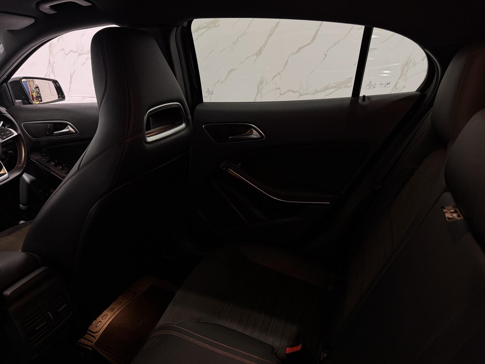 Mercedes-Benz GLA 2.1 GLA220d AMG Line SUV 5dr Diesel 7G-DCT 4MATIC Euro 6 (s/s) (177 ps)