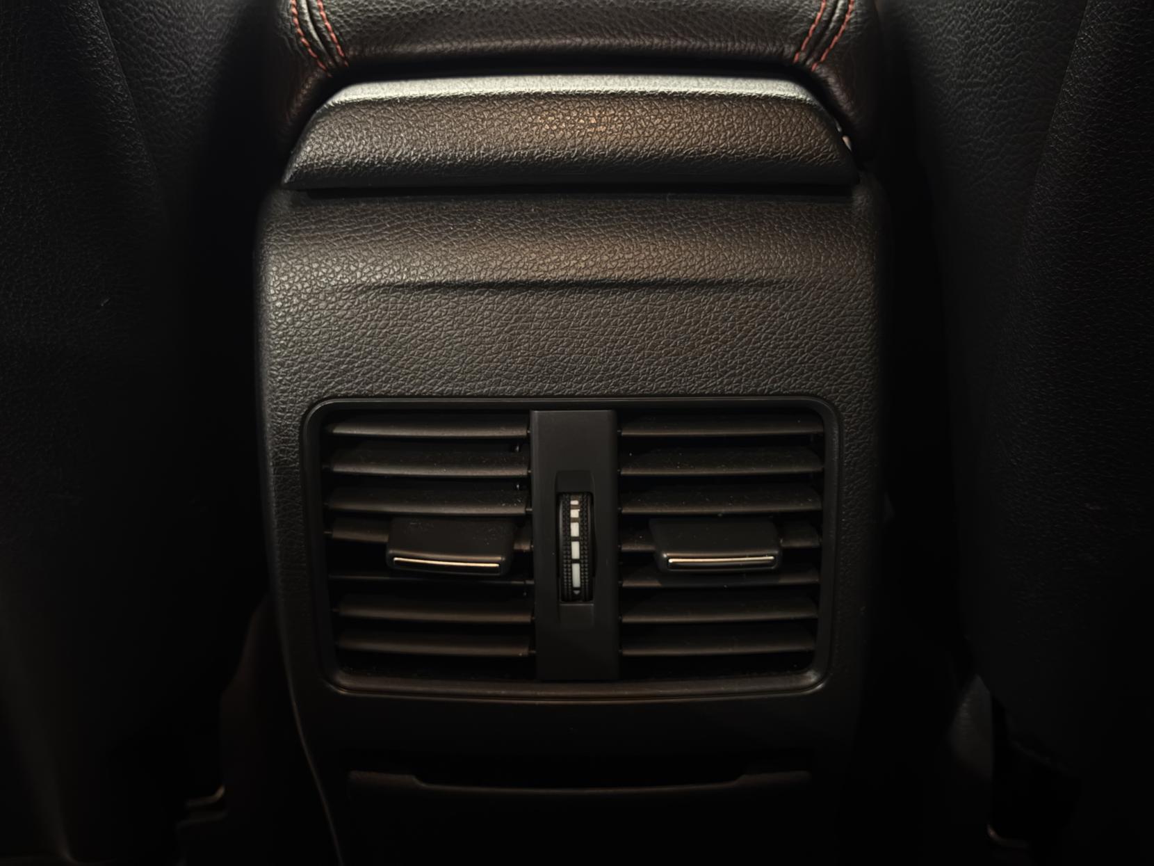 Mercedes-Benz GLA 2.1 GLA220d AMG Line SUV 5dr Diesel 7G-DCT 4MATIC Euro 6 (s/s) (177 ps)