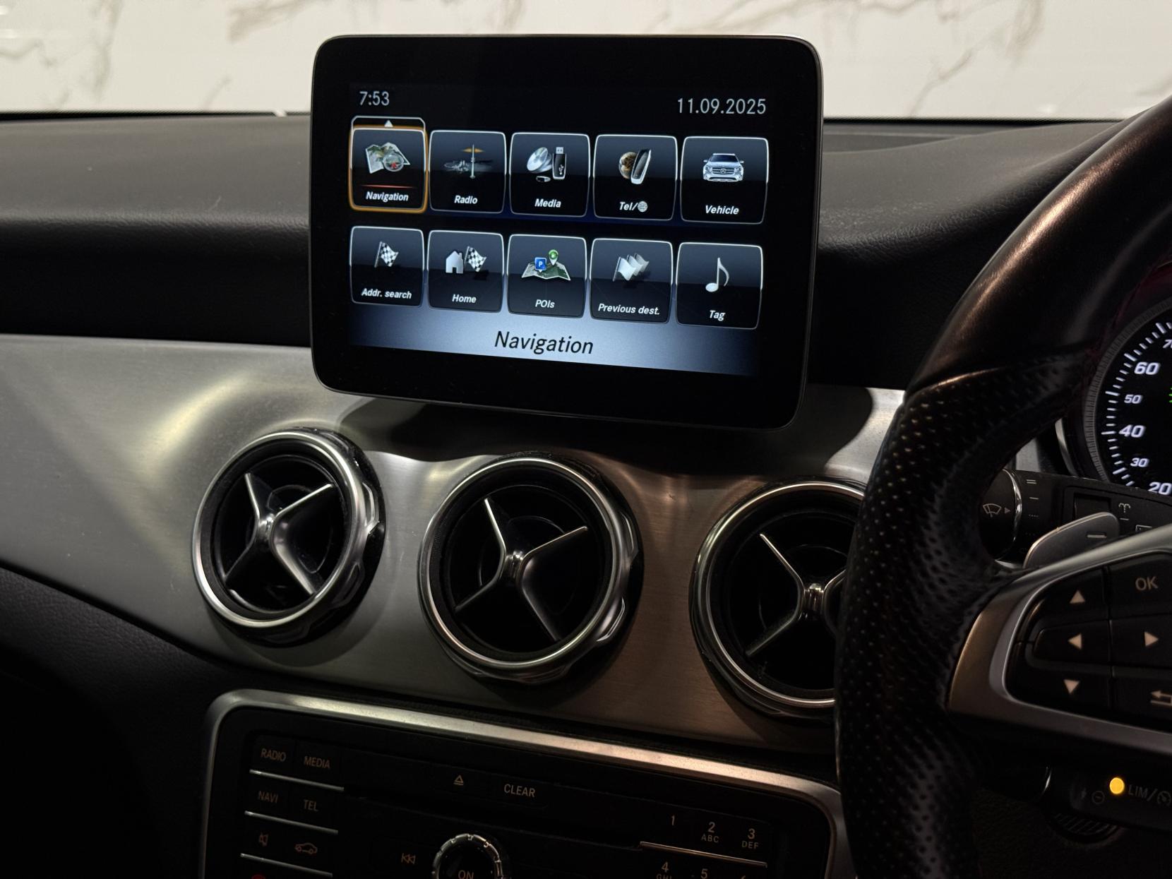 Mercedes-Benz GLA 2.1 GLA220d AMG Line SUV 5dr Diesel 7G-DCT 4MATIC Euro 6 (s/s) (177 ps)