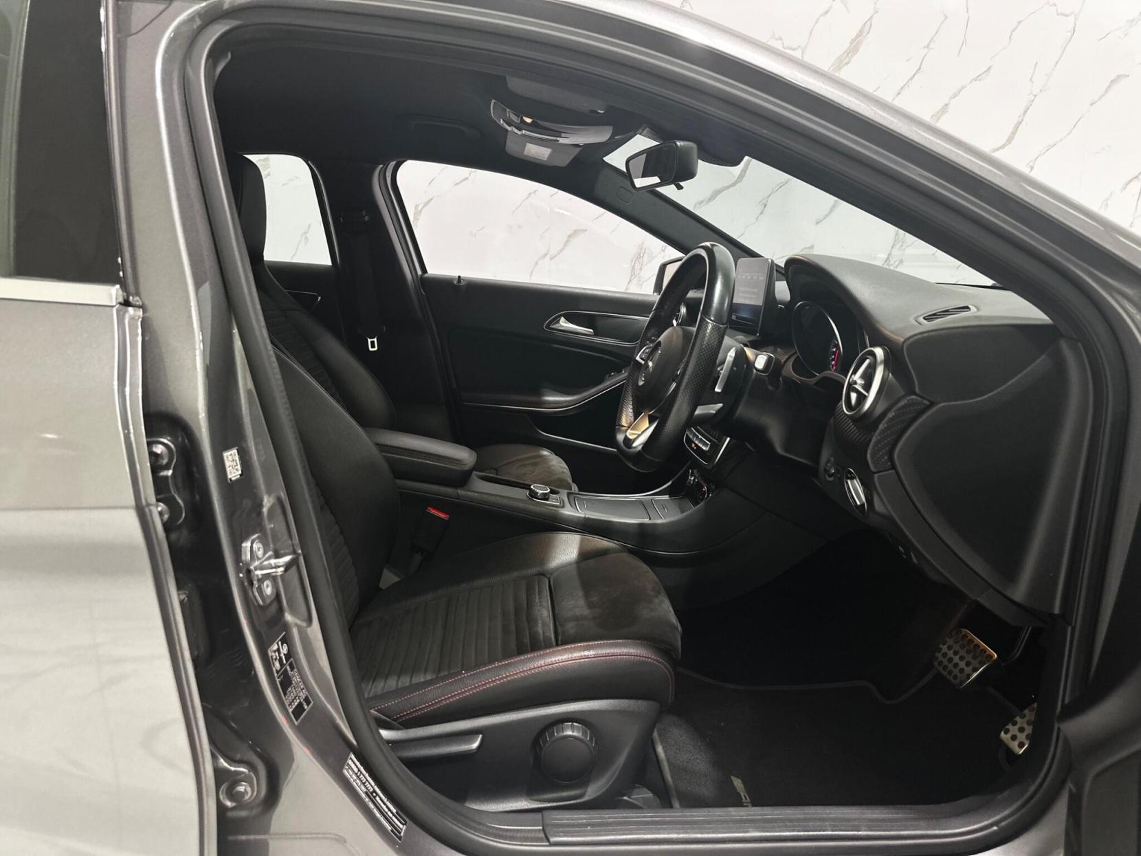 Mercedes-Benz A Class 1.5 A180d AMG Line 7G-DCT Euro 6 (s/s) 5dr